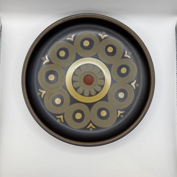 Denby Arabesque 10 Inch Dinner Plates Set of 5. - Picture 5 of 10